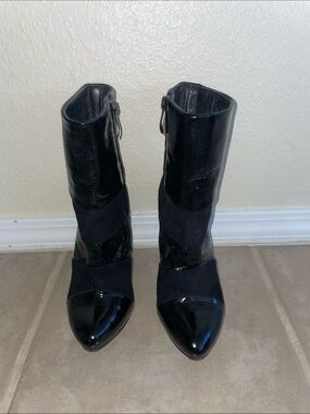 Black Patent and Suede Pointed-Toe Mid-Calf Heeled Boots